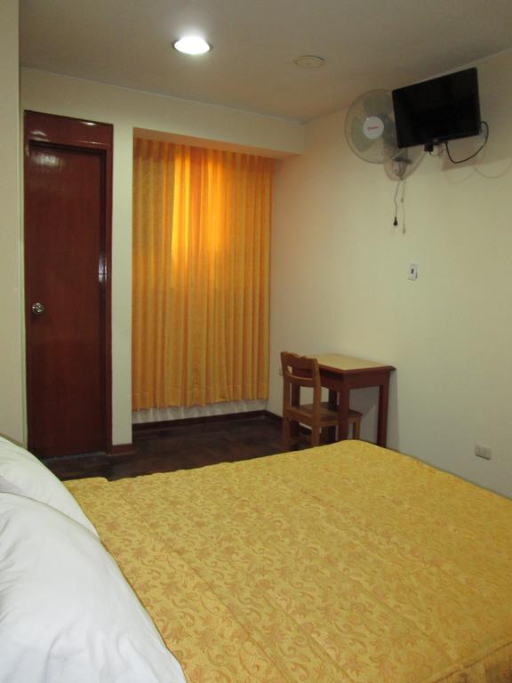 Hotel Panamericano Lima Phòng bức ảnh